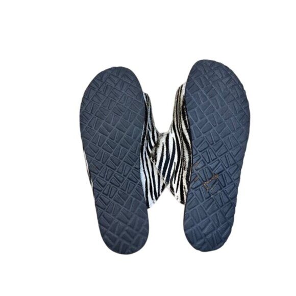 Manebi Dakota Slides in Zebra Stripe - Picture 8 of 8